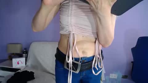  SleepyAbuela online show from April 9, 2026, 1:38 pm