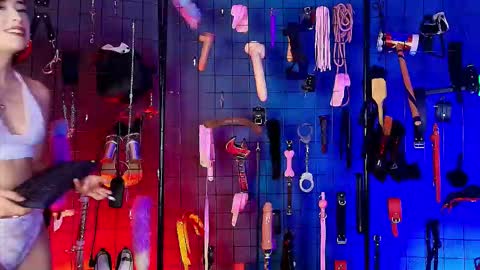 Lucy and slave maddy online show from November 17, 2025, 8:47 pm