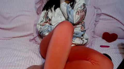 Snapshot of lucygolds chatting on January 28, 2025, 9:19 am LucyGoldS online show from January 28, 2025, 9:19 am