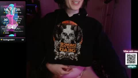 lucylascivious online show from May 7, 2026, 2:50 am