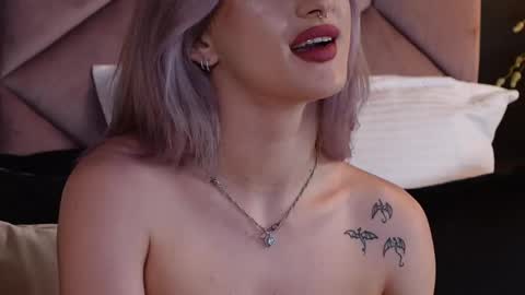 Lucy Lexton online show from March 7, 2025, 5:18 am