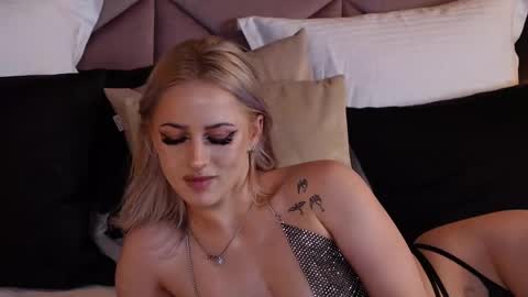 Lucy Lexton online show from March 9, 2025, 1:37 pm