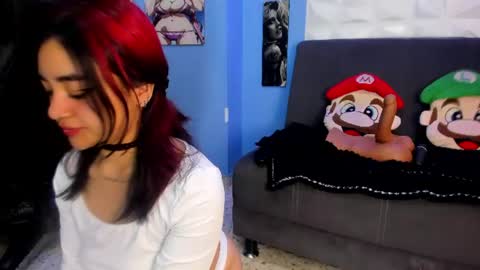LucyWalkeer online show from June 18, 2026, 8:13 pm