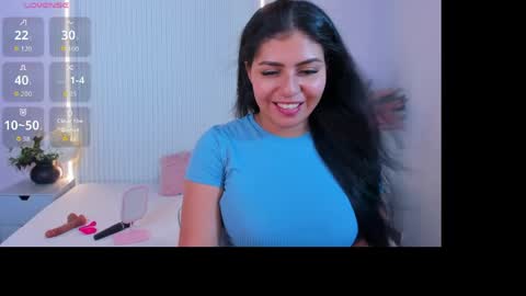 Lucy Wold online show from May 30, 2026, 8:39 pm