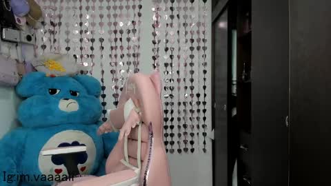 Snapshot of lucyy_tayy chatting on March 5, 2025, 2:03 am The love of your life 3 online show from March 5, 2025, 2:03 am