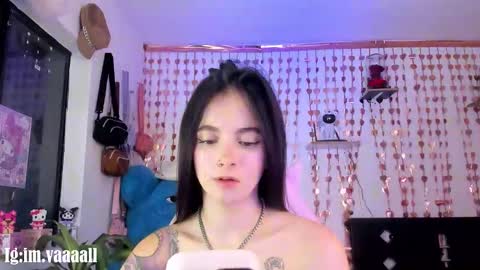 Snapshot of lucyy_tayy chatting on October 12, 2025, 9:08 am The love of your life 3 online show from October 12, 2025, 9:08 am