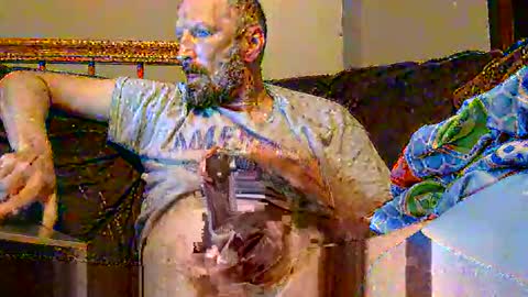 Snapshot of luder4242 chatting on May 22, 2026, 4:12 pm mr hungvile online show from May 22, 2026, 4:12 pm