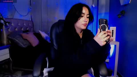 LUDOVICA online show from December 14, 2025, 3:12 am