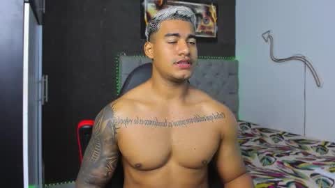 Luigi Independent model online show from February 17, 2026, 2:24 pm