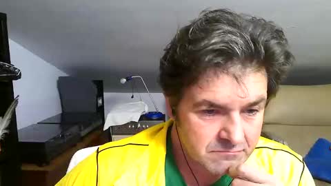 LUIGIJOHN online show from February 6, 2026, 8:23 pm