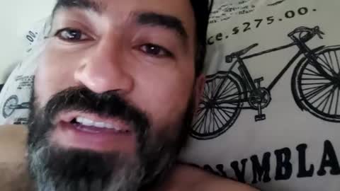 Snapshot of luis2988z chatting on December 11, 2024, 12:12 pm Hairyman online show from December 11, 2024, 12:12 pm