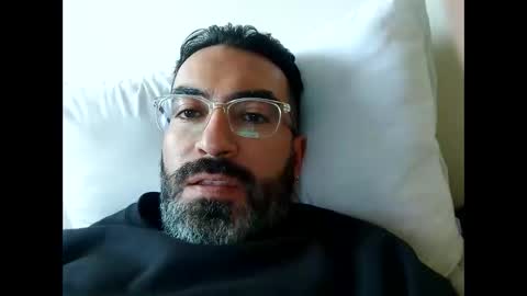 Snapshot of luis2988z chatting on December 29, 2024, 6:16 pm Hairyman online show from December 29, 2024, 6:16 pm