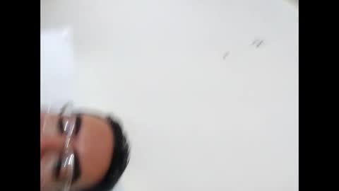 Snapshot of luis2988z chatting on January 3, 2025, 9:57 pm Hairyman online show from January 3, 2025, 9:57 pm