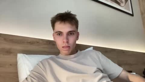 Luis online show from November 24, 2025, 8:36 am