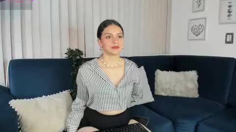 Snapshot of luisa__rosse chatting on February 25, 2026, 11:42 am Luisa online show from February 25, 2026, 11:42 am
