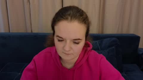 Snapshot of luisa_rosee chatting on February 8, 2025, 12:39 pm Luisa Rosee online show from February 8, 2025, 12:39 pm