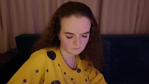 Snapshot of luisa_rosee chatting on February 19, 2025, 1:08 am Luisa Rosee online show from February 19, 2025, 1:08 am