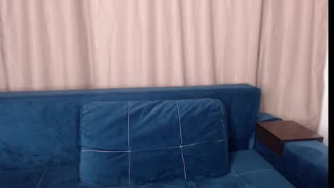 Snapshot of luisa_rosee chatting on February 19, 2025, 4:33 pm Luisa Rosee online show from February 19, 2025, 4:33 pm