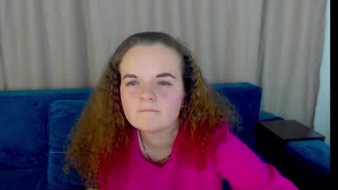 Snapshot of luisa_rosee chatting on February 19, 2025, 11:04 pm Luisa Rosee online show from February 19, 2025, 11:04 pm