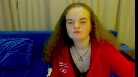 Snapshot of luisa_rosee chatting on February 23, 2025, 12:41 am Luisa Rosee online show from February 23, 2025, 12:41 am