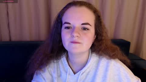 Snapshot of luisa_rosee chatting on February 26, 2025, 4:56 pm Luisa Rosee online show from February 26, 2025, 4:56 pm