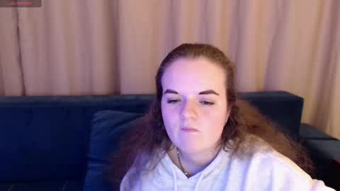 Snapshot of luisa_rosee chatting on February 26, 2025, 8:00 pm Luisa Rosee online show from February 26, 2025, 8:00 pm