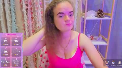 Snapshot of luisa_rosee chatting on October 7, 2025, 7:22 pm Luisa Rosee online show from October 7, 2025, 7:22 pm