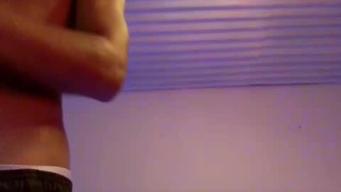 Snapshot of luisadrianguzmansantander5 chatting on October 27, 2025, 11:03 am luisadrianguzmansantander5 online show from October 27, 2025, 11:03 am