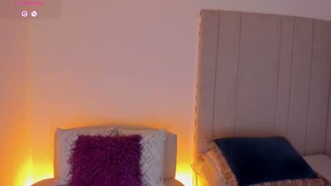 Snapshot of luisah_ chatting on June 19, 2026, 8:01 pm L U I S A online show from June 19, 2026, 8:01 pm