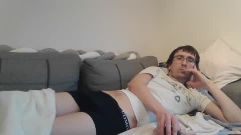 Snapshot of luismcawesome chatting on February 26, 2025, 11:09 am Luis online show from February 26, 2025, 11:09 am