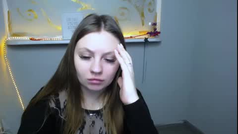 Luiza online show from March 7, 2025, 10:45 am