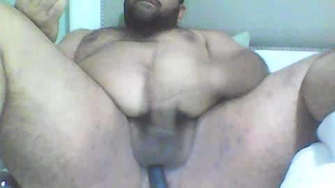 Snapshot of lukacavani33 chatting on June 28, 2026, 2:39 am LUKACAVANI online show from June 28, 2026, 2:39 am