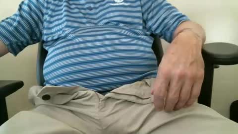 Snapshot of luke7711 chatting on October 24, 2025, 7:43 pm luke7711 online show from October 24, 2025, 7:43 pm