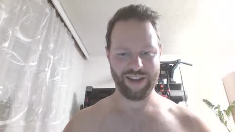 luke91_t online show from October 8, 2025, 5:43 pm