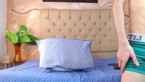 luke_carter online show from May 22, 2026, 1:28 pm