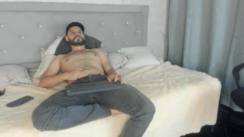 luke diaz7 online show from February 25, 2025, 1:30 am