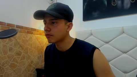 Snapshot of luke_julien chatting on March 8, 2025, 7:20 pm Luke Julien online show from March 8, 2025, 7:20 pm