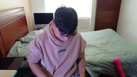 Snapshot of lukeboyce chatting on September 9, 2025, 2:05 pm lukeboyce online show from September 9, 2025, 2:05 pm