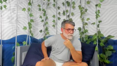 Luke Crews online show from February 10, 2025, 7:17 pm