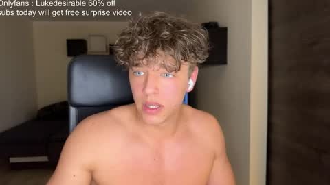 Snapshot of lukedesirable chatting on May 14, 2026, 7:31 pm lukedesirable online show from May 14, 2026, 7:31 pm