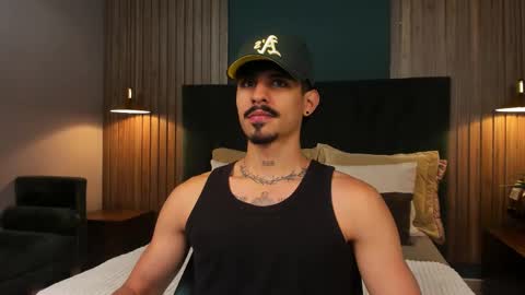 Luke Taylor online show from November 4, 2025, 10:47 am