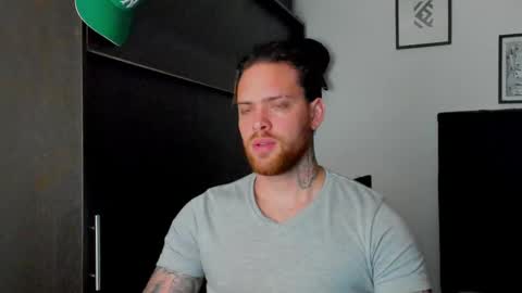 Snapshot of lukeglanton17 chatting on February 25, 2025, 10:58 am Luke online show from February 25, 2025, 10:58 am