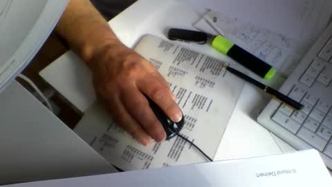 Snapshot of luley58 chatting on September 23, 2025, 2:53 pm luley58 online show from September 23, 2025, 2:53 pm