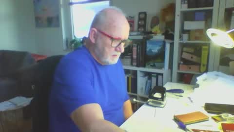 Snapshot of luley58 chatting on February 23, 2026, 3:53 pm luley58 online show from February 23, 2026, 3:53 pm