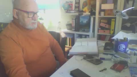 luley58 online show from April 25, 2026, 7:33 am