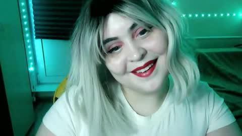 lulovia online show from March 21, 2026, 8:12 pm