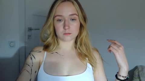 Lulu Baby18 online show from March 9, 2026, 8:46 pm