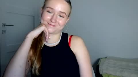 Snapshot of lulu_baby1 chatting on May 9, 2026, 4:56 pm Lulu Baby18 online show from May 9, 2026, 4:56 pm