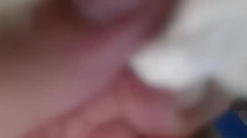 lulu_wild online show from October 8, 2025, 10:46 am