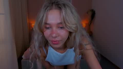 Alise online show from June 23, 2026, 3:43 pm
